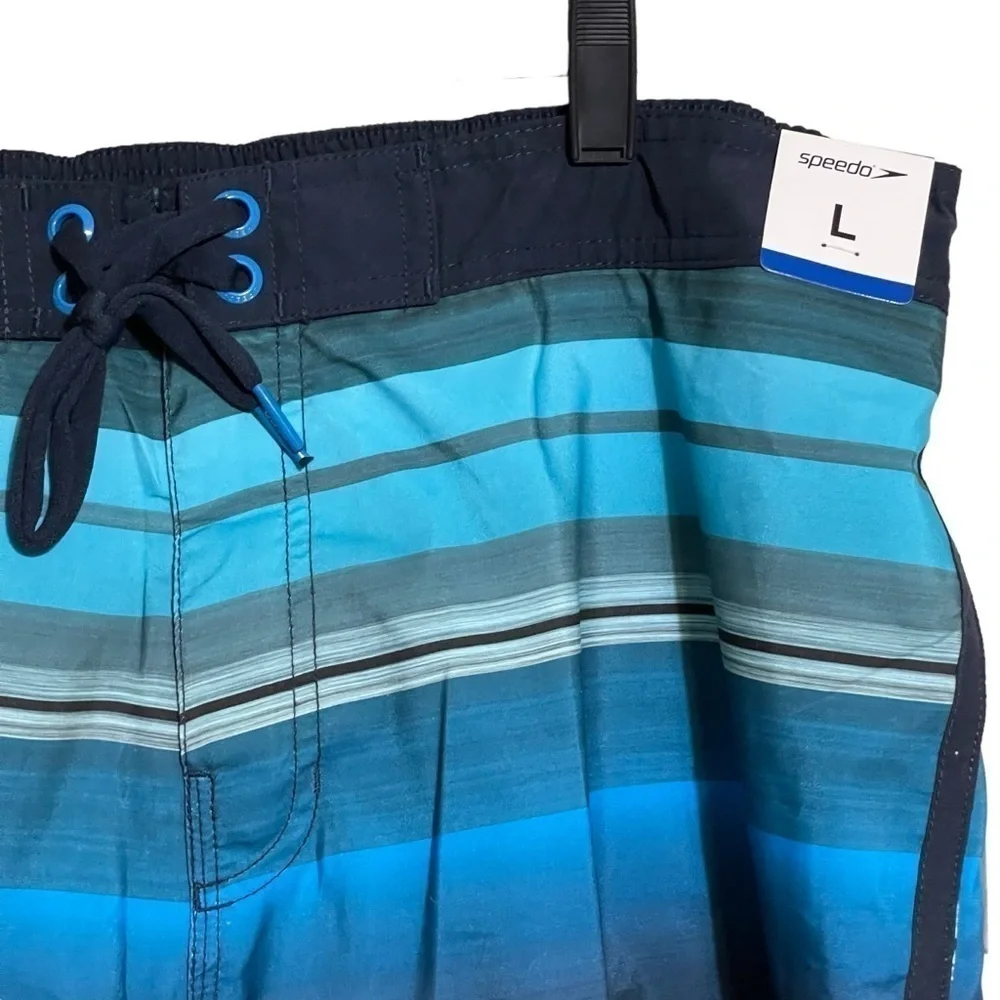 Men's NWT Speedo surf blue  Swim Shorts with Mesh Lining - size L